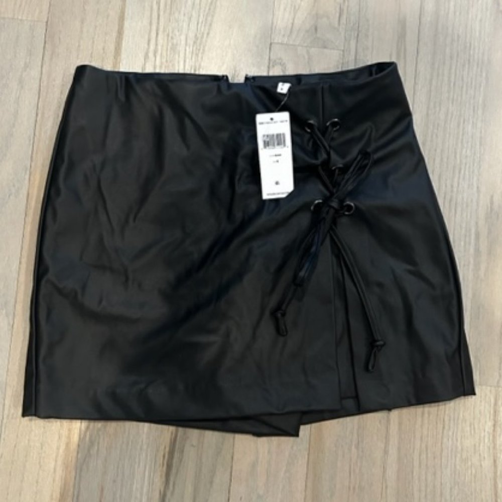 BCBGeneration Black Leather Mini Skort - Size 6 - NWT